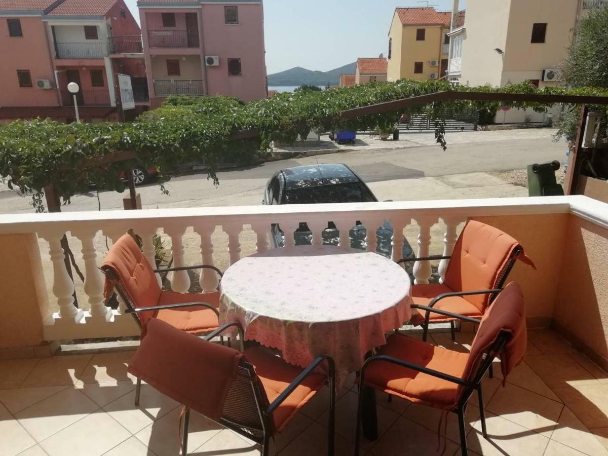 Apartment Plavia Biograd بيوغْغاد نا موغو المظهر الخارجي الصورة